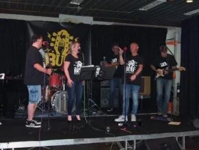 BUB live op het podium — foto 6